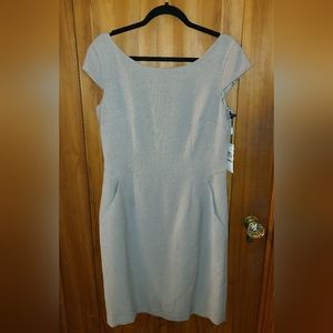 🆕️ Calvin Klein Short Sleeve Midi Dress